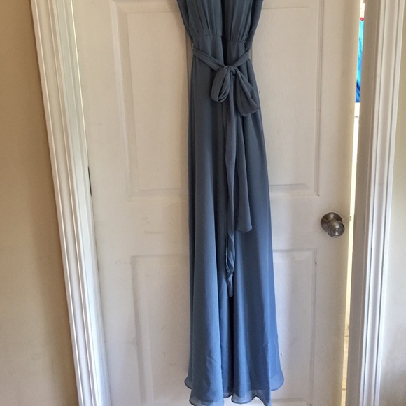 small snag in the front toward bottom - Picture 2 of 3